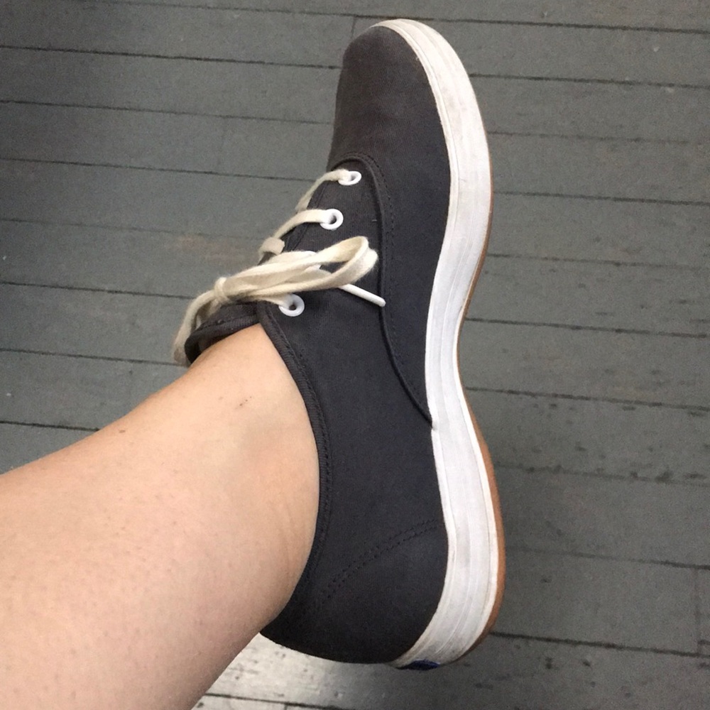 Shoes - Picture 5 of 5